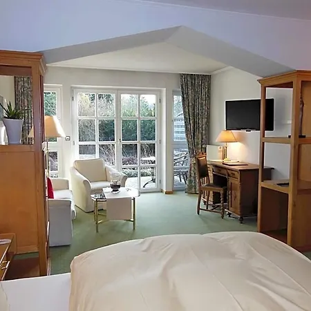 Hubertushof Hotel 4*